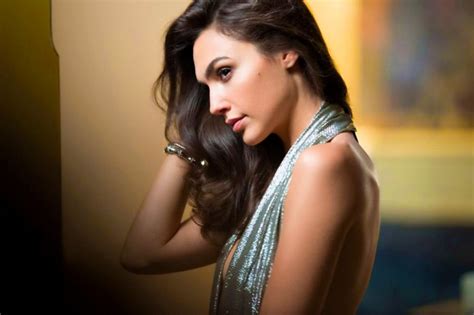 modella gucci nuda|Le modelle della pubblicità: Gal Gadot per Gucci Bamboo profumo.